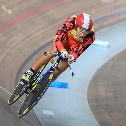 使他成为诸 使他成为诸